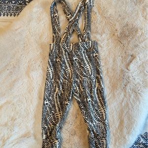 Kate Quinn Suspender leggings